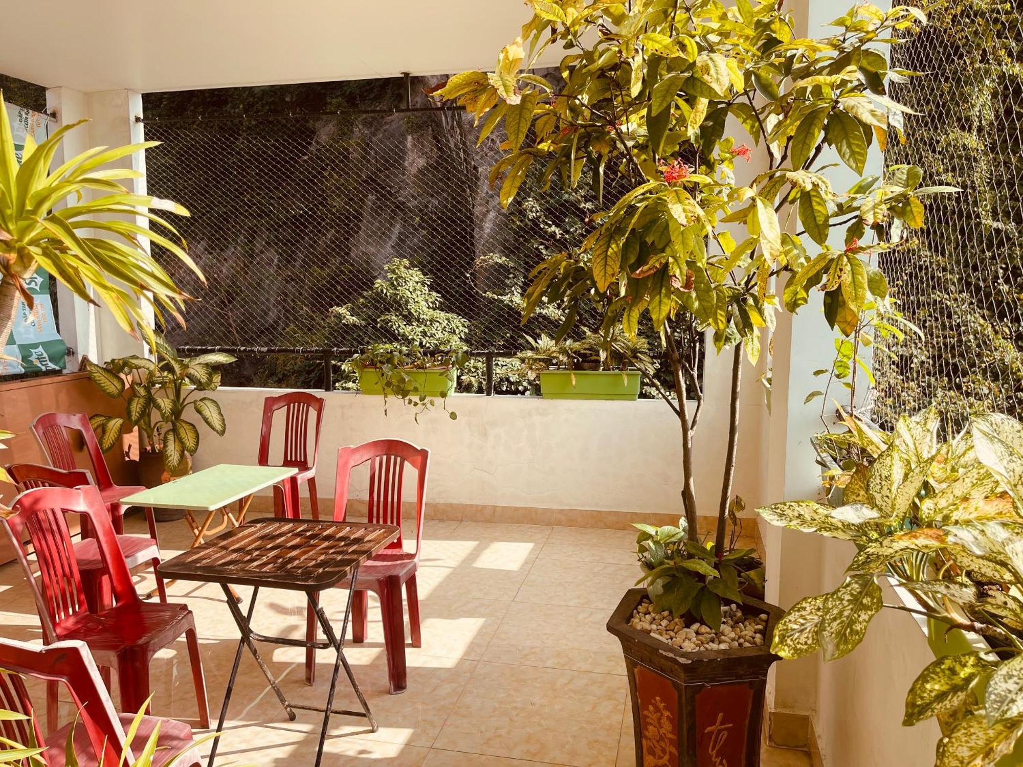 Catba Sky View Hotel Dong Khe Sau Exterior foto